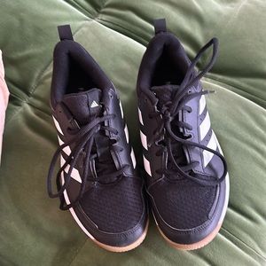 Women’s adidas Ligra7 indoor court shoe. sneakers.